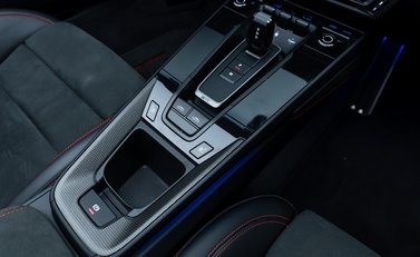Porsche 911 Targa 4 GTS (992) 31
