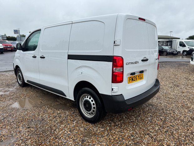 Citroen Dispatch MWB L2H1 Low Roof Enterprise 280 EURO 6 10