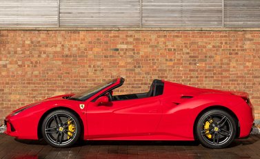 Ferrari 488 Spider 2