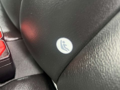 Volvo V40 2.0 V40 Cross Country Professional D3 5dr 33