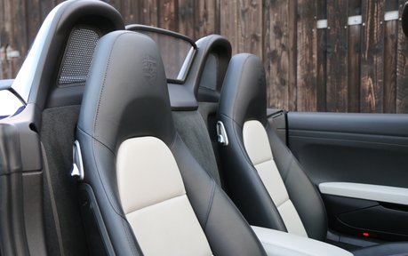 Porsche 718 Boxster PDK - Sports Exhaust, PDLS, Rev Camera and More 18