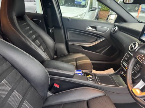 Mercedes-Benz A Class 1.5 A180d Sport Edition 7G-DCT Euro 6 (s/s) 5dr 25