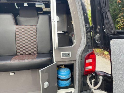 Volkswagen Transporter 2.0 TDI T28 BlueMotion Tech Highline FWD SWB Euro 6 (s/s) 5dr 32