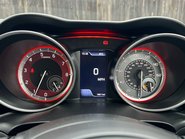 Suzuki Swift SPORT BOOSTERJET MHEV 11