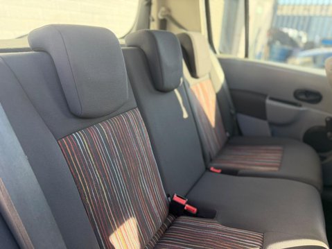 Renault Modus 1.2 16v Expression 5dr 11