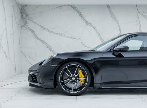 Porsche 911 Turbo S (992) 42