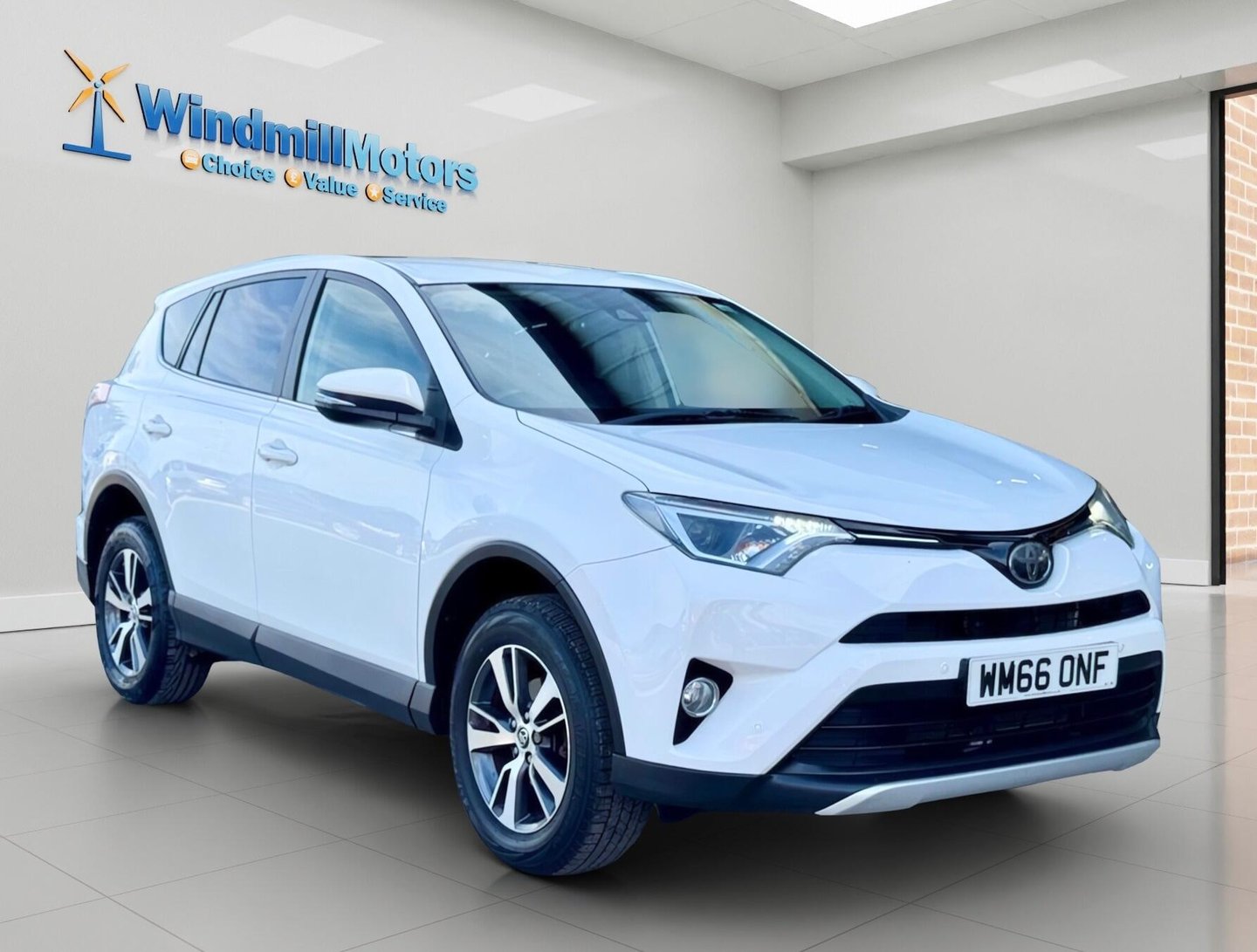 2017 Toyota RAV4 — image 1