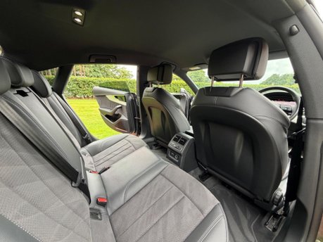 Audi A5 SPORTBACK TDI QUATTRO S LINE MHEV 28
