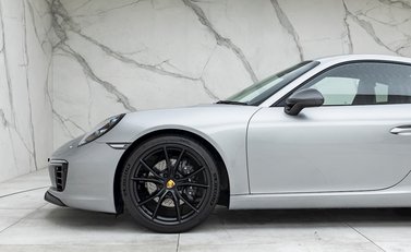Porsche 911 (991.2) Carrera T 21