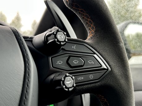 Lamborghini Revuelto V12 60