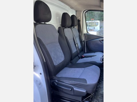 Vauxhall Vivaro 1.6 CDTi 2900 BiTurbo ecoFLEX L1 H1 Euro 5 (s/s) 5dr 28
