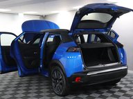 Peugeot 2008 GT PREMIUM 21