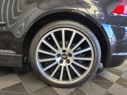 Volkswagen Golf 3.2 R32 Hatchback 3dr Petrol Manual (276 g/km, 240 bhp) 25