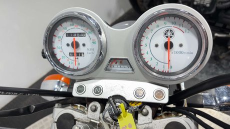Yamaha YBR125 Custom 2012 ONLY 11K PROJECT BIKE SPARES OR REPAIR 125CC LEARNER 17
