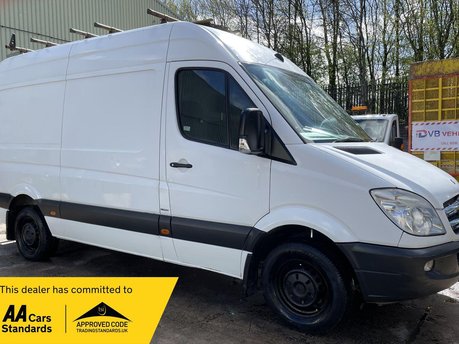 Mercedes-Benz Sprinter 2.1 313 CDi RWD L2 4dr