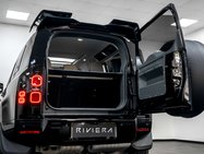 Land Rover Defender 3.0 Defender XS Edition D MHEV A 4WD 5dr 18