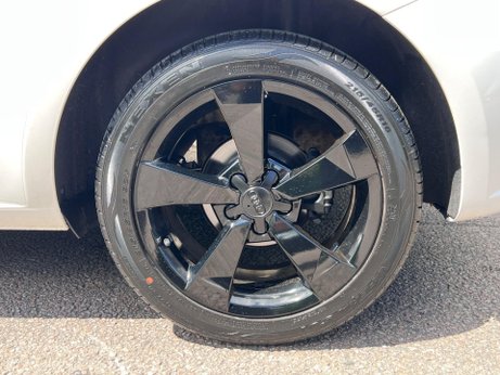 Audi A1 1.0 TFSI Sport S Tronic Euro 6 (s/s) 3dr 42