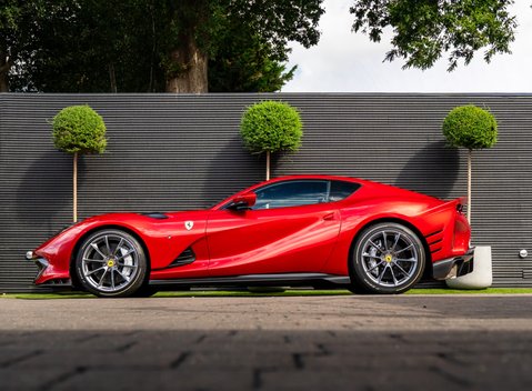 Ferrari 812 Competizione 3