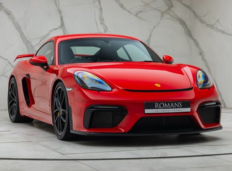 Porsche Cayman GT4 (718) 9