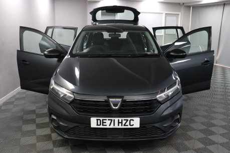 Dacia Sandero ESSENTIAL SCE 7