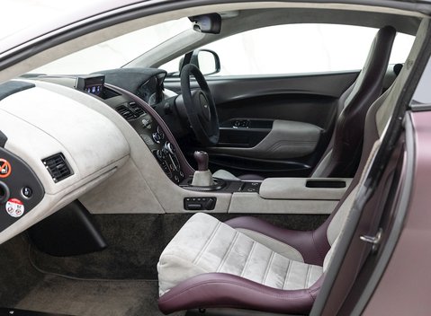 Aston Martin V12 Vantage S AMR 12