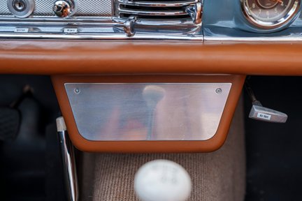 Mercedes-Benz SL Class 300SL Roadster 28