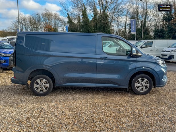 Ford Transit Custom LWB L2H1 [SOLD MM] Low Roof Prime 2900 Air Con Sensors EURO 6 NO VAT 54