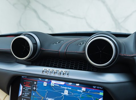 Ferrari Portofino M 24