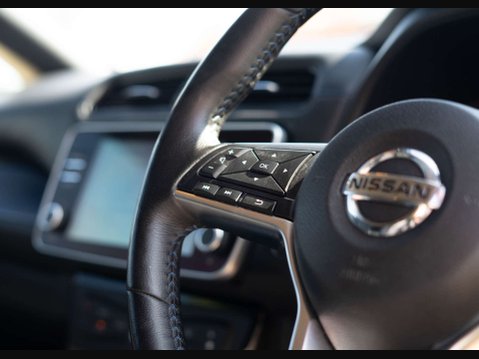 Nissan LEAF Leaf N-Connecta 5dr 24