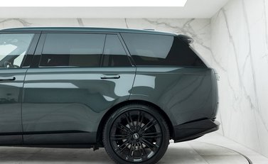 Land Rover Range Rover P400 Autobiography LWB 7 Seater 27