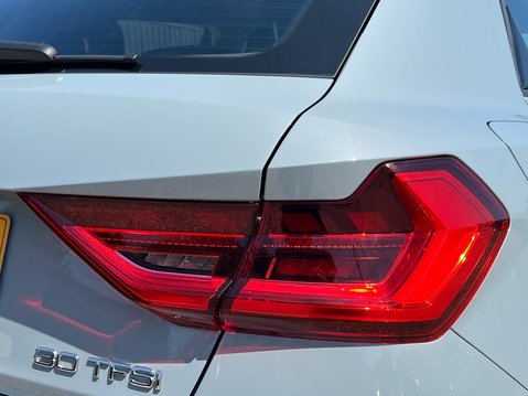 Audi A1 SPORTBACK TFSI TECHNIK 19