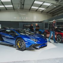 FOURMARKS SUPERCAR CLUB JOINS US FOR OUR ‘PIZZA & PERONI’ THEMED EVENING. 2