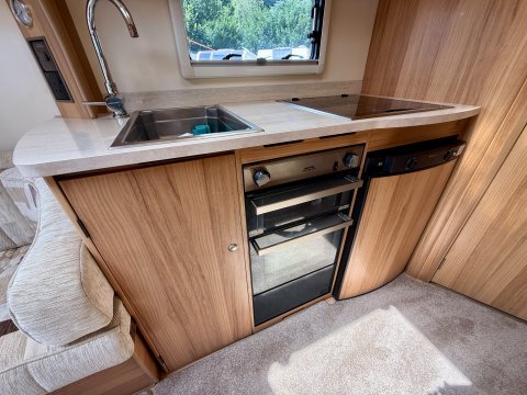 Bailey Unicorn Seville 20