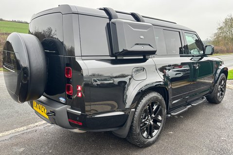 Land Rover Defender 130 D300 Outbound 5dr 2