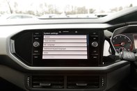 Volkswagen T-Cross ACTIVE TSI DSG 33