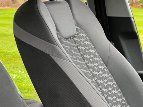 Audi A1 SPORTBACK TFSI TECHNIK 17