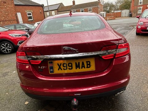 Jaguar XF D LUXURY 4