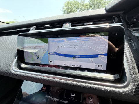 Land Rover Range Rover Velar 2.0 R-DYNAMIC SE 16