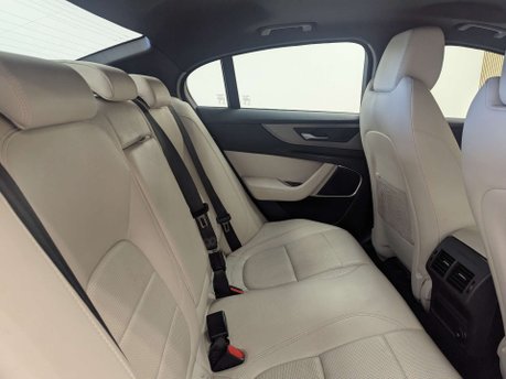 Jaguar XE 2.0 XE R-Dynamic S D Auto 4dr 45