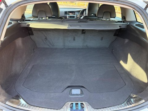 Volvo V60 2.0 T4 SE Nav Auto Euro 6 (s/s) 5dr 36