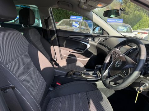 Vauxhall Insignia 2.0 CDTi SRi Nav Auto Euro 6 5dr 18