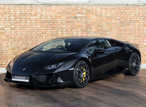 Lamborghini Huracan LP640-4 EVO 6