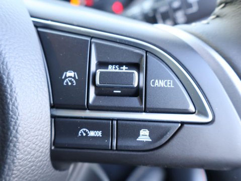 Suzuki Swift 1.2 Hybrid ULTRA 18