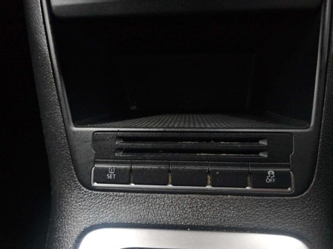 Volkswagen Tiguan 2.0 Tiguan Sport TDI 4Motion 140 Auto 4WD 5dr 45