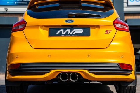 Ford Focus 2.0 Focus ST-3 T 5dr 52