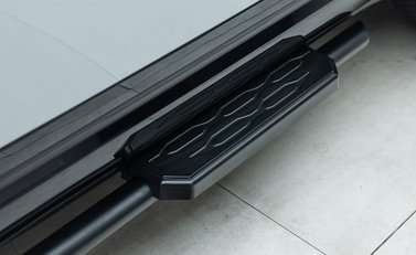 Land Rover Defender 90 V8 P525 URBAN 40