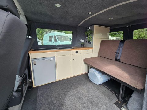 Volkswagen Campervan 3