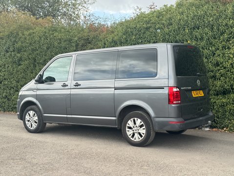 Volkswagen Transporter Shuttle S | T32 | 8 Seats | No VAT | Euro 6 | Vanlux 6