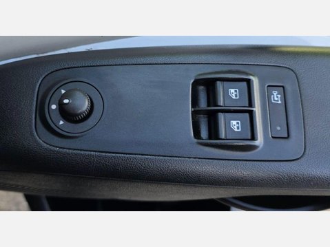 Peugeot Boxer 2.2 BlueHDi 435 Professional Panel Van 5dr Diesel Manual L4 H2 Euro 6 (s/s) 28