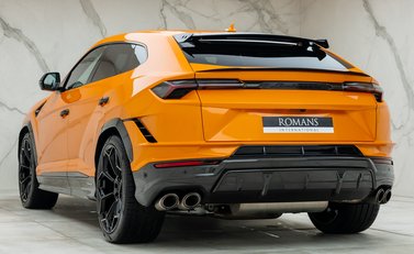 Lamborghini Urus Performante 7